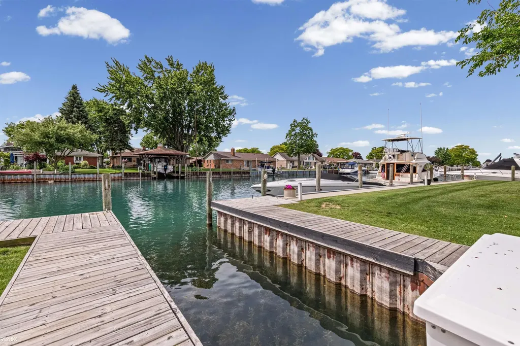7741 Colony Drive Clay Township MI 48001