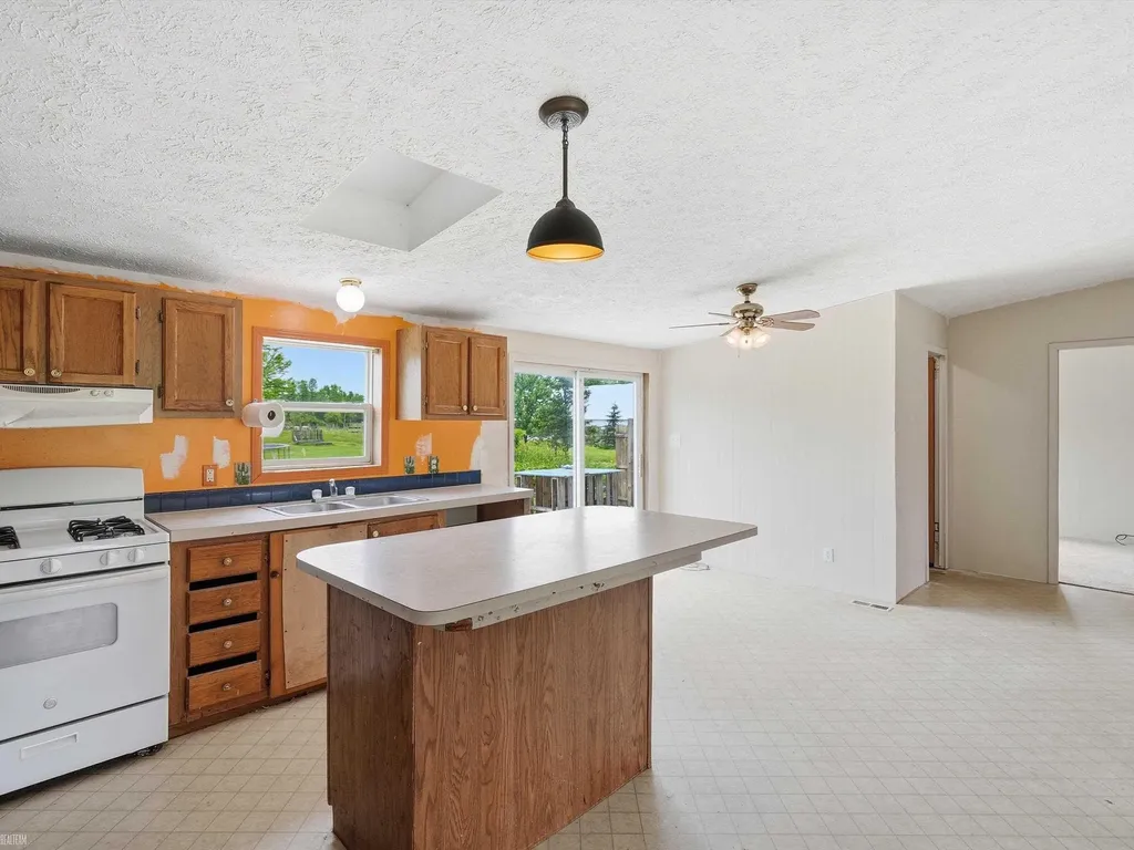8137 Marquette Road Wales Township MI 48027