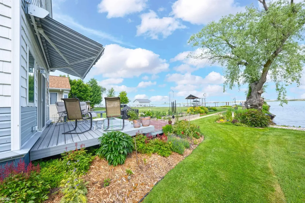 8292 Middle Channel Drive Clay Township MI 48028