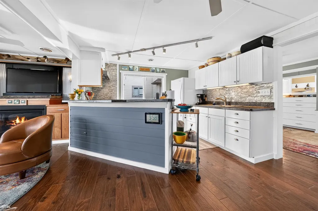 8292 Middle Channel Drive Clay Township MI 48028