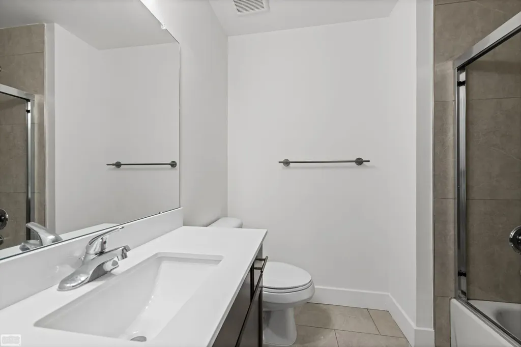 32968 Antrim Drive Chesterfield Township MI 48047