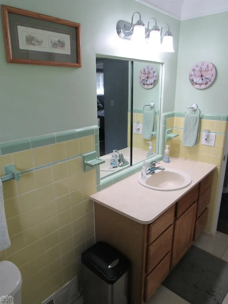 590 Meisner Road East China Township MI 48054