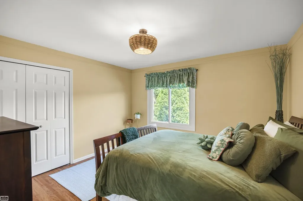 30139 Highgate Drive Chesterfield Township MI 48051