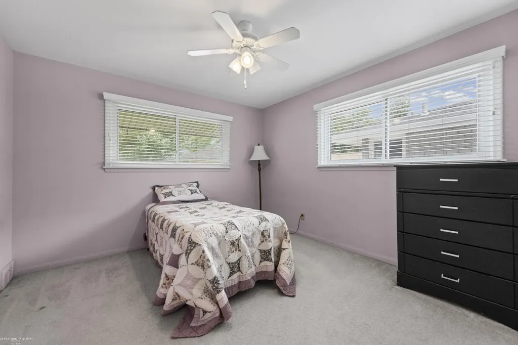 22943 Edgewood Street St. Clair Shores City MI 48080