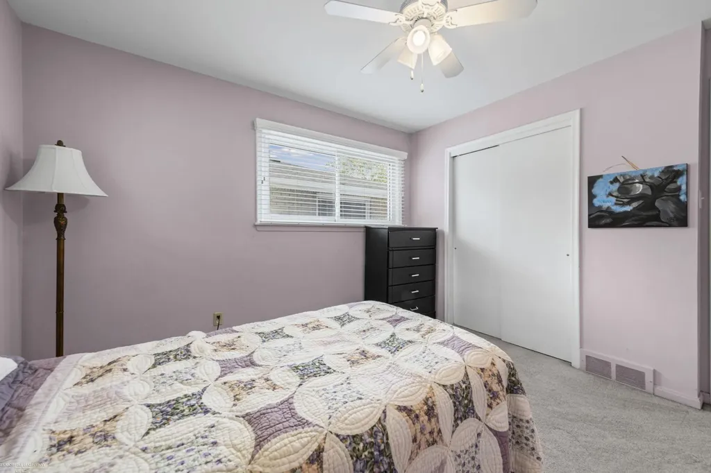 22943 Edgewood Street St. Clair Shores City MI 48080