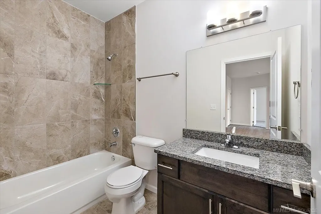 8280 Heywood Circle Sterling Heights City MI 48312