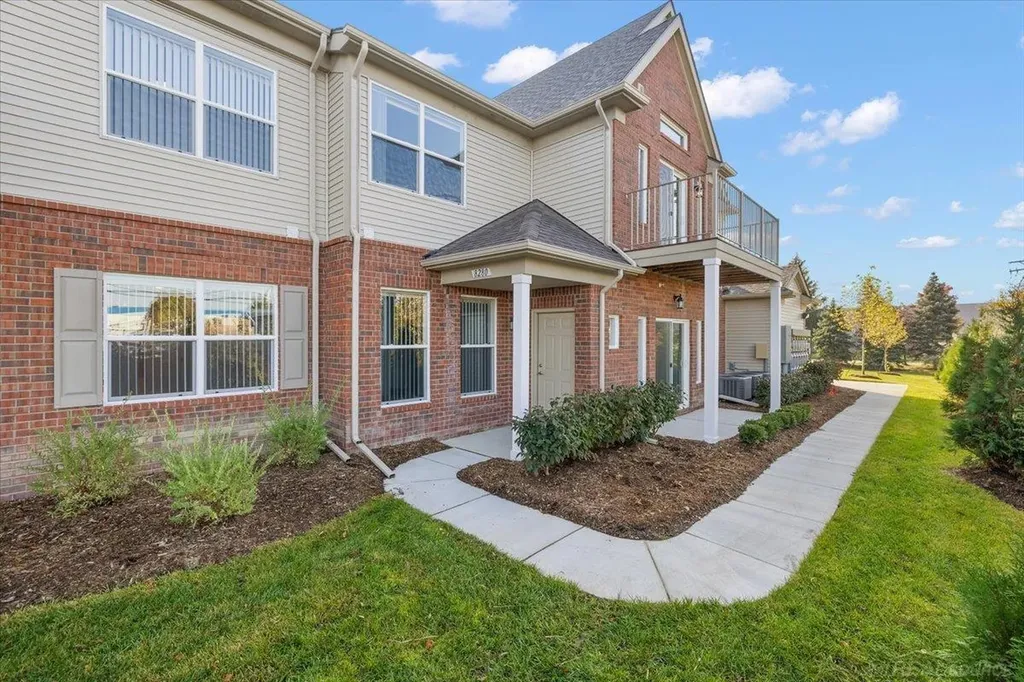 8280 Heywood Circle Sterling Heights City MI 48312