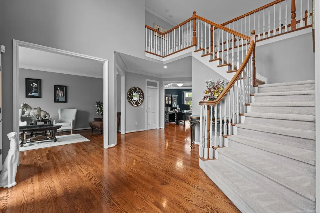 2250 Hawthorne Drive Shelby Charter Township MI 48316