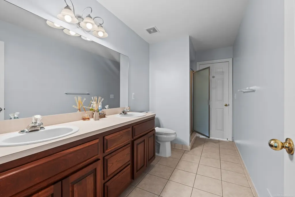 2250 Hawthorne Drive Shelby Charter Township MI 48316
