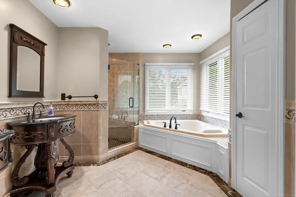 2250 Hawthorne Drive Shelby Charter Township MI 48316