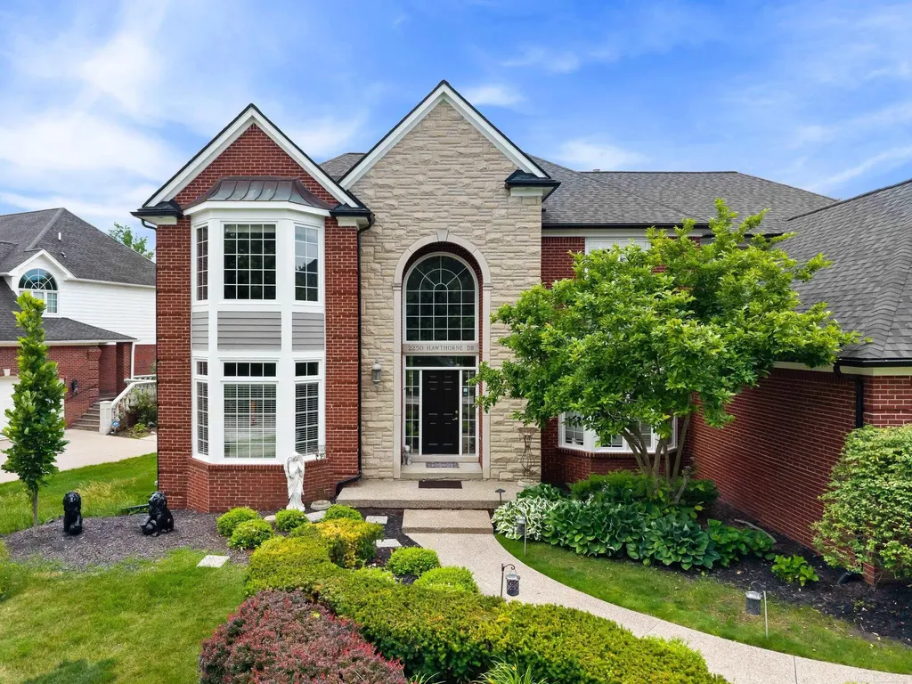 2250 Hawthorne Drive Shelby Charter Township MI 48316