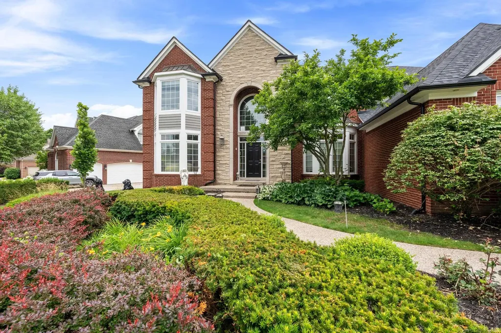 2250 Hawthorne Drive Shelby Charter Township MI 48316