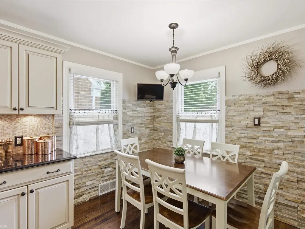 7829 Buckingham Avenue Allen Park City MI 48101