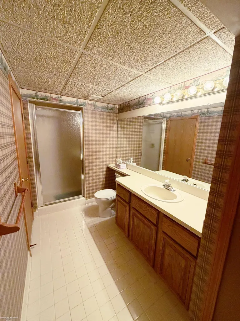 36491 Saddlebred Court Clinton Charter Township MI 48035