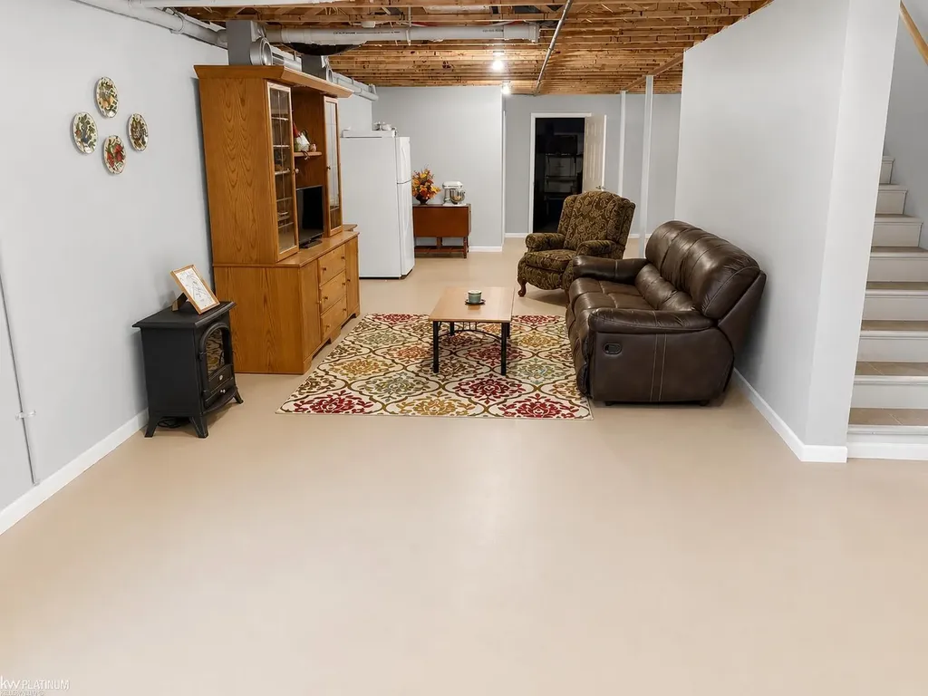 909 S Allen Road St. Clair City MI 48079