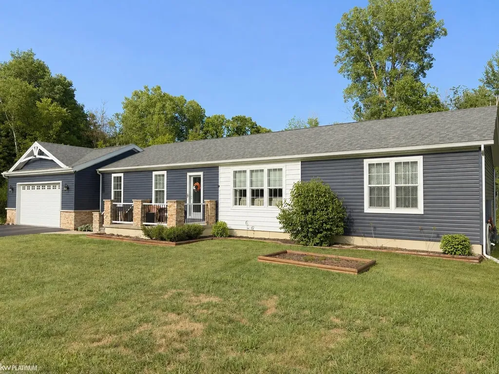 909 S Allen Road St. Clair City MI 48079