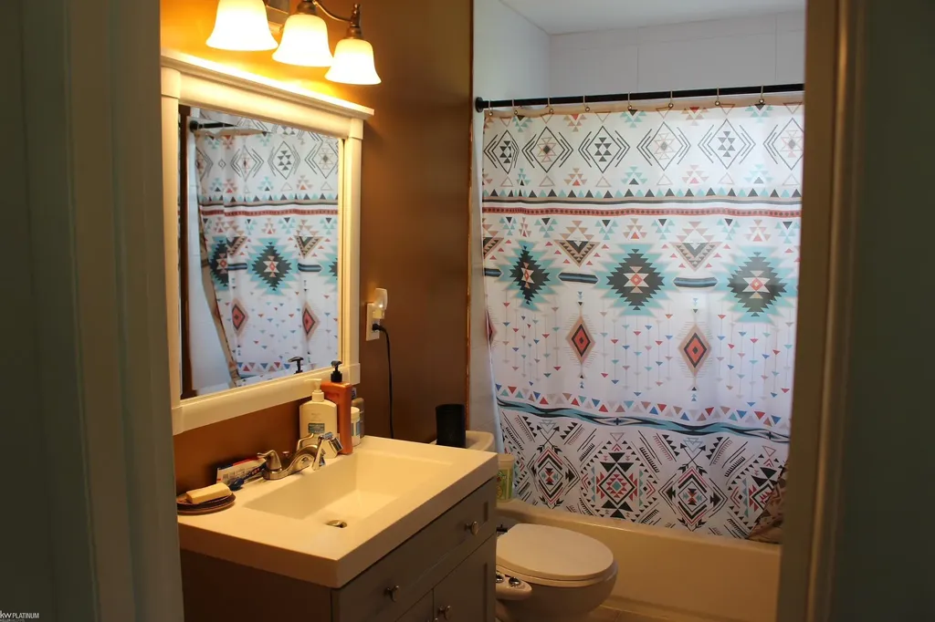 7938 River Road Cottrellville Township MI 48039