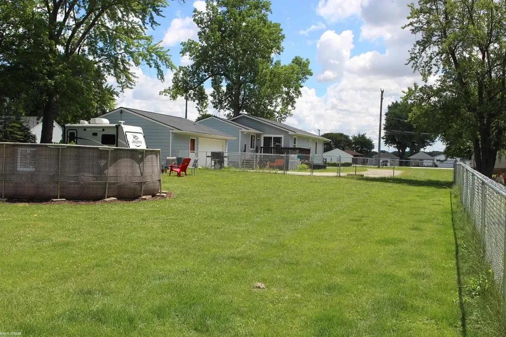 7938 River Road Cottrellville Township MI 48039