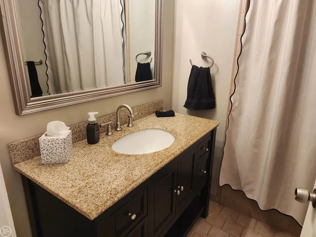 45540 Heatherwoode Lane Macomb Township MI 48044