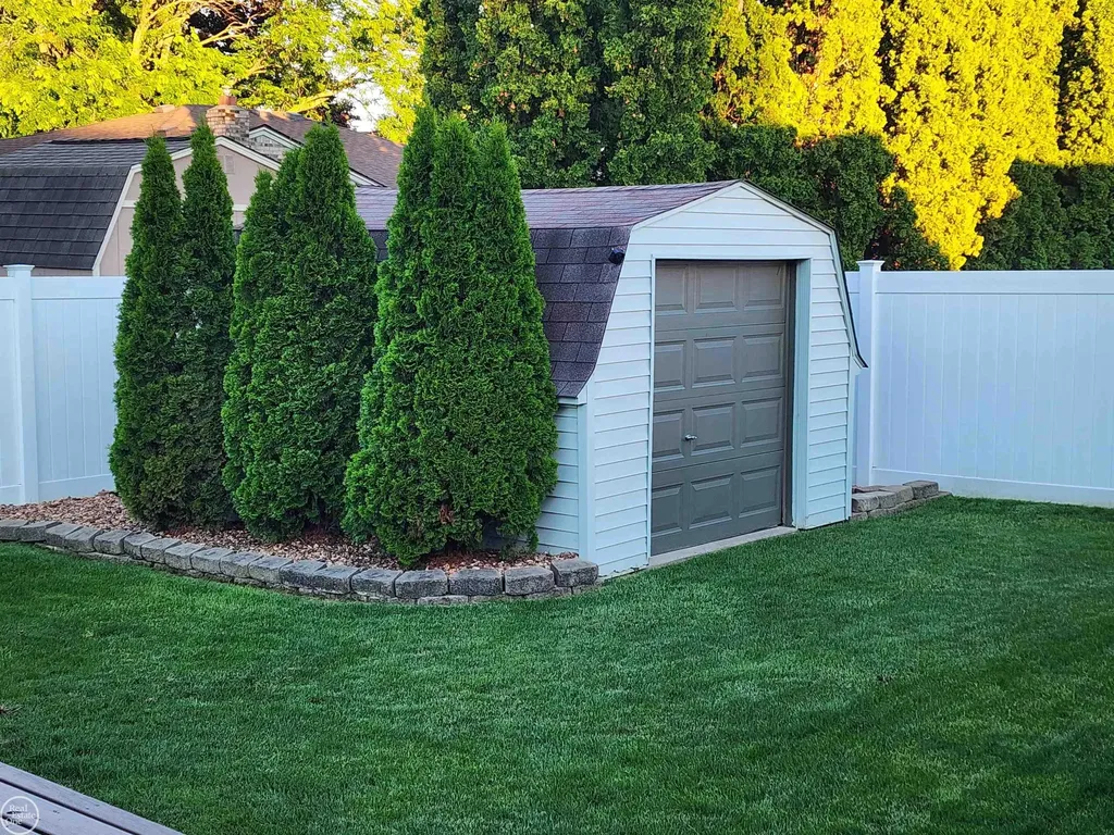 45540 Heatherwoode Lane Macomb Township MI 48044