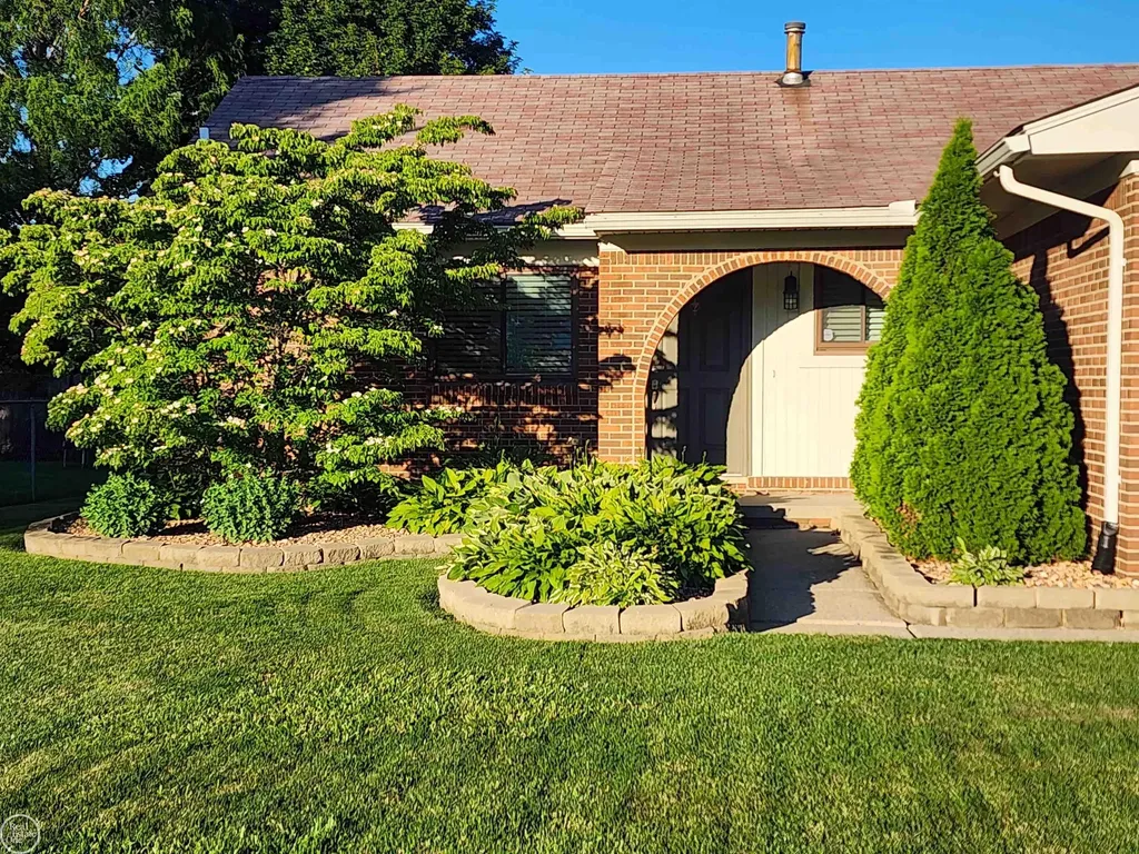 45540 Heatherwoode Lane Macomb Township MI 48044