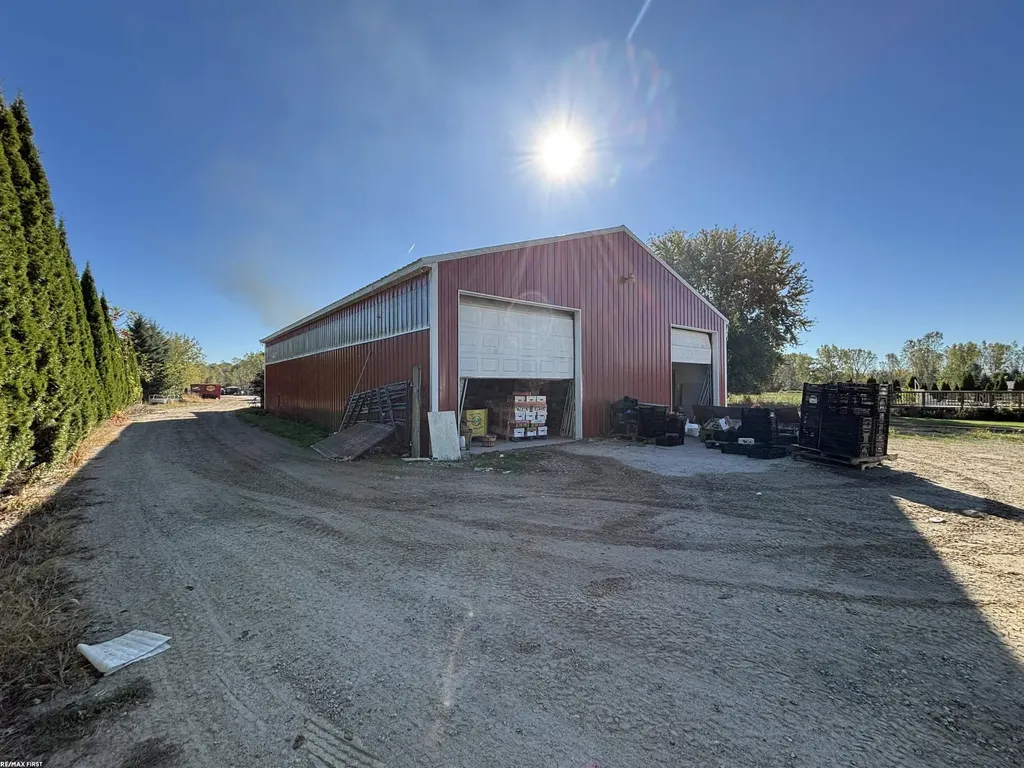 66500 Wolcott Road Ray Township MI 48096