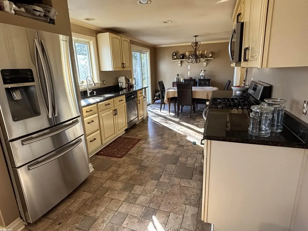 66500 Wolcott Road Ray Township MI 48096