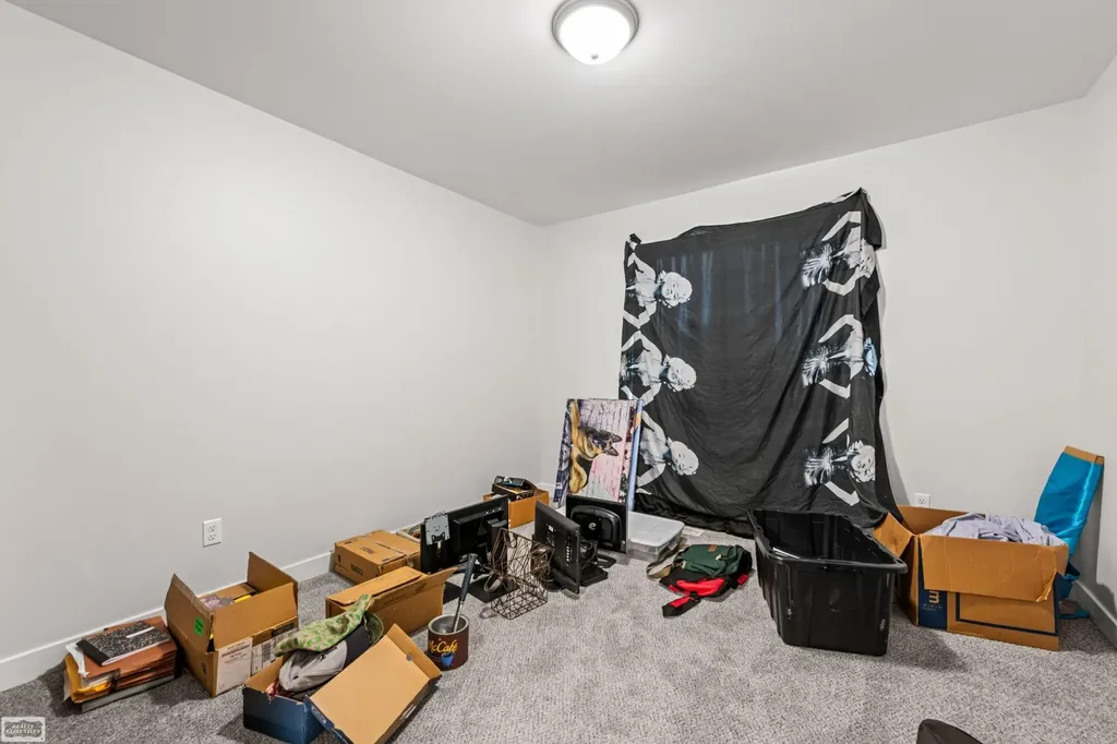 53253 Sams Lane Chesterfield Township MI 48047