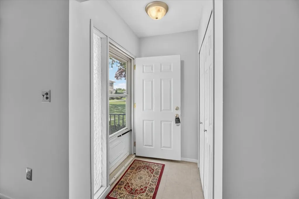 8503 Winchester Dr Drive Sterling Heights City MI 48313