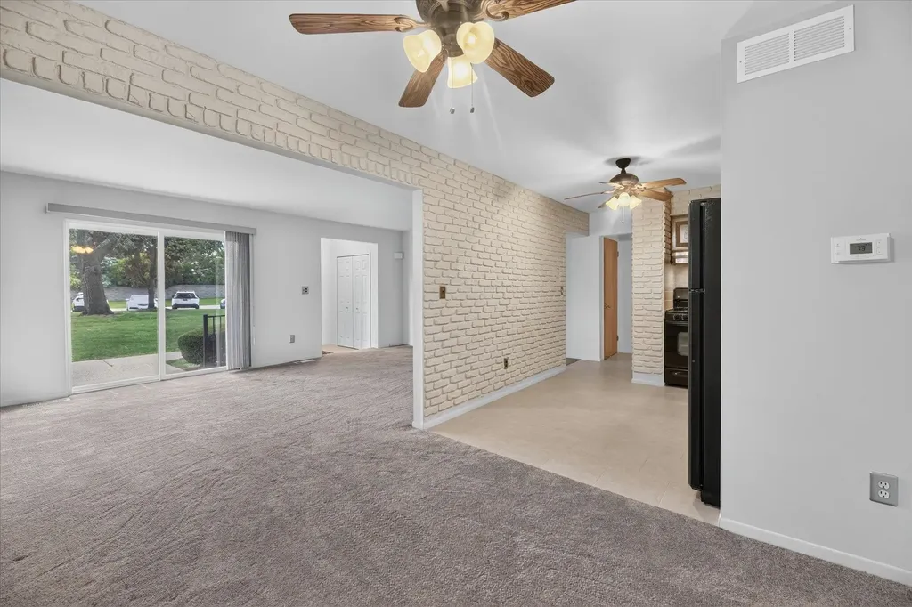 8503 Winchester Dr Drive Sterling Heights City MI 48313