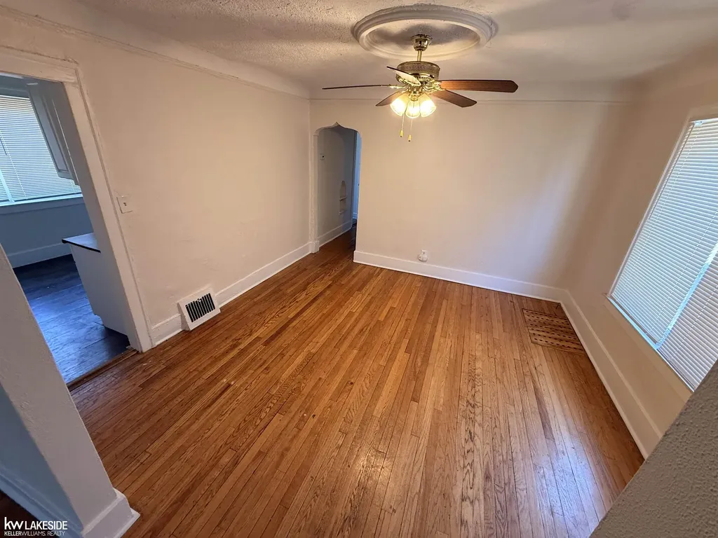 2301 La Belle Street Detroit City MI 48238