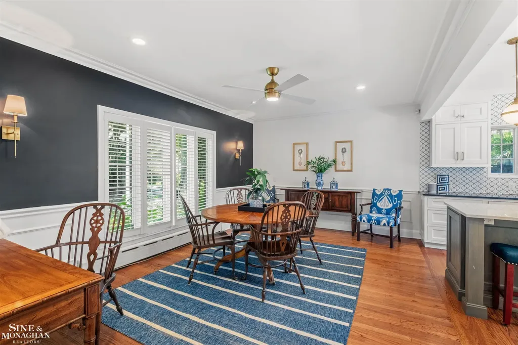 398 Rivard Boulevard Grosse Pointe City MI 48230