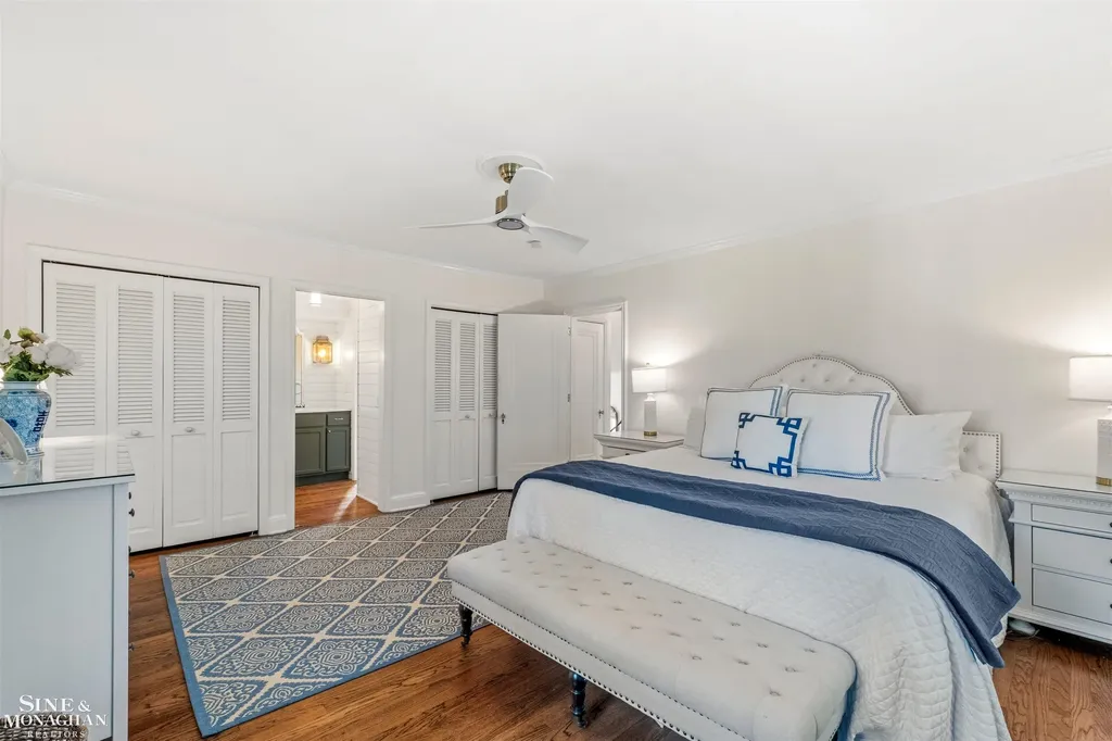 398 Rivard Boulevard Grosse Pointe City MI 48230