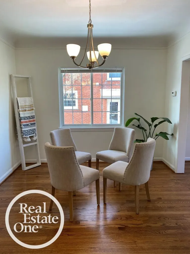 897 Rivard Boulevard Grosse Pointe City MI 48230