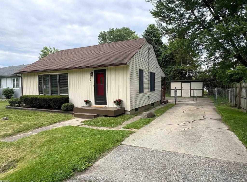 50850 Lempke Street New Baltimore City MI 48047