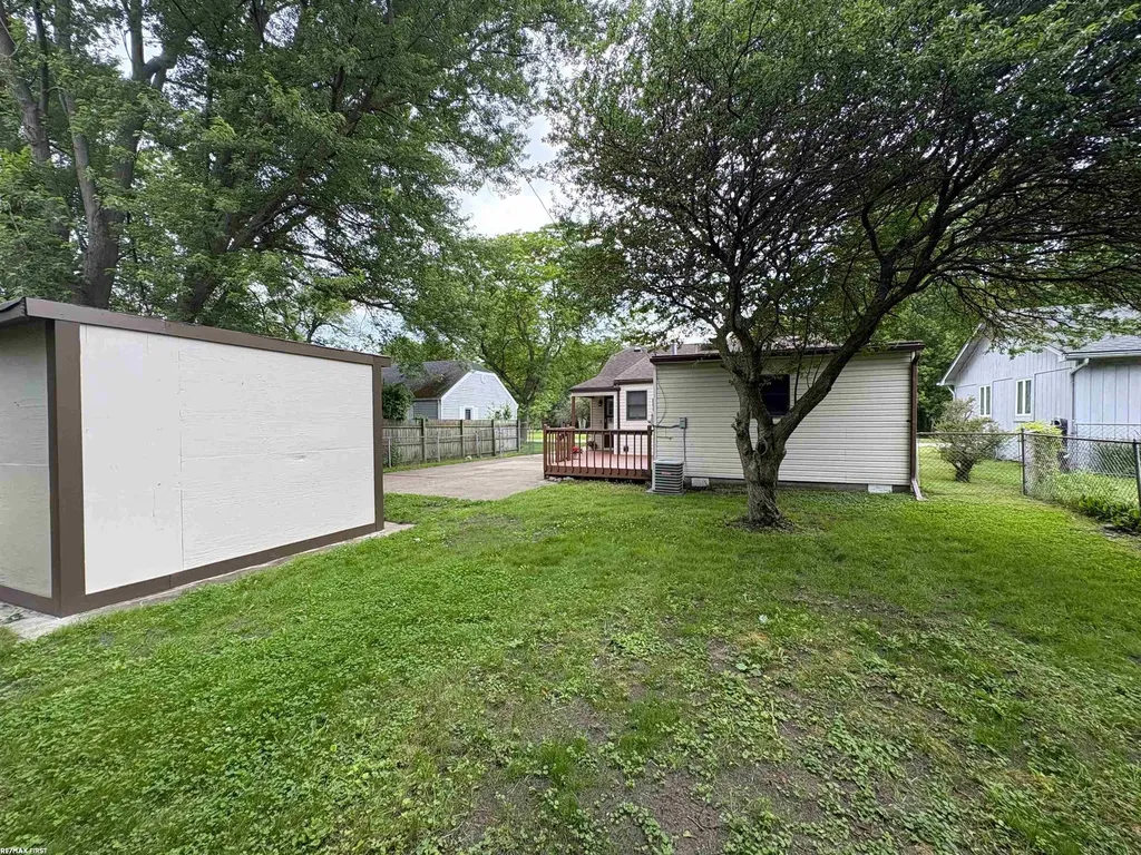 50850 Lempke Street New Baltimore City MI 48047