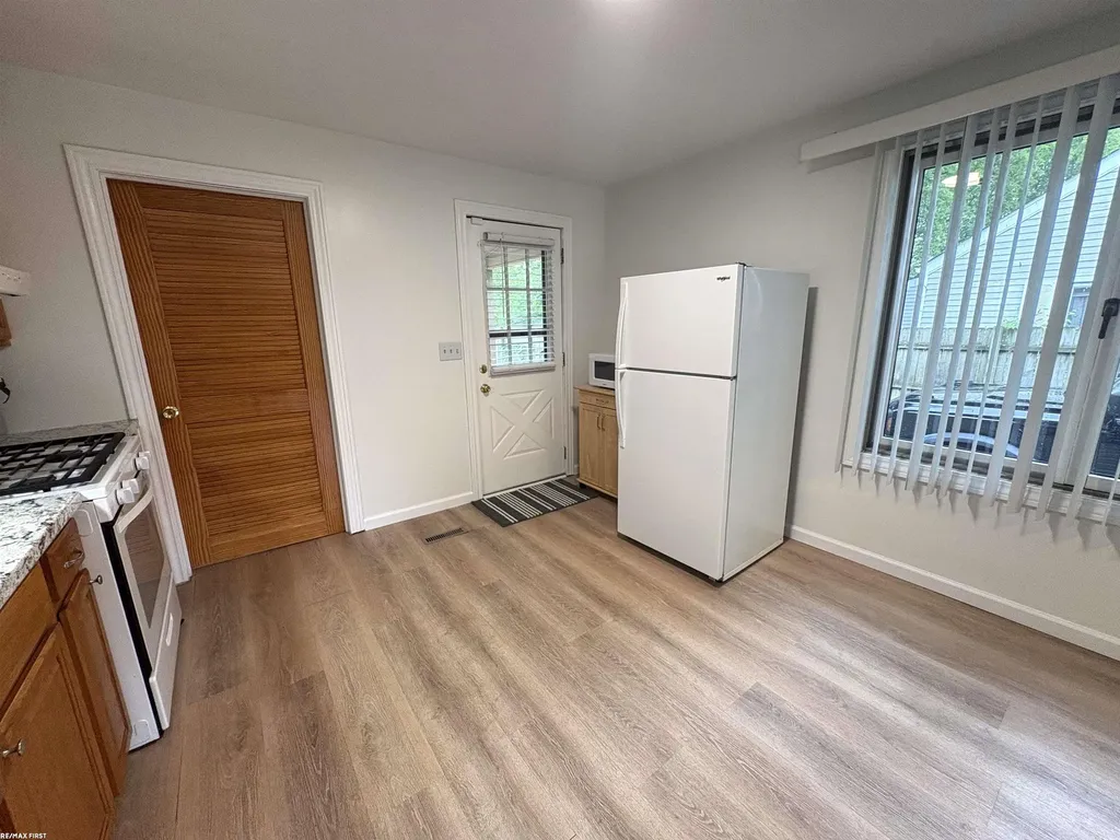 50850 Lempke Street New Baltimore City MI 48047