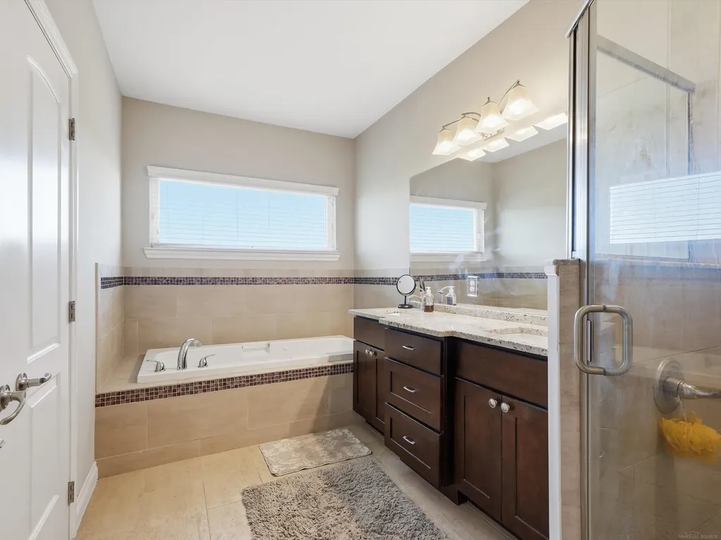 21917 Bellewood Drive Macomb Township MI 48044