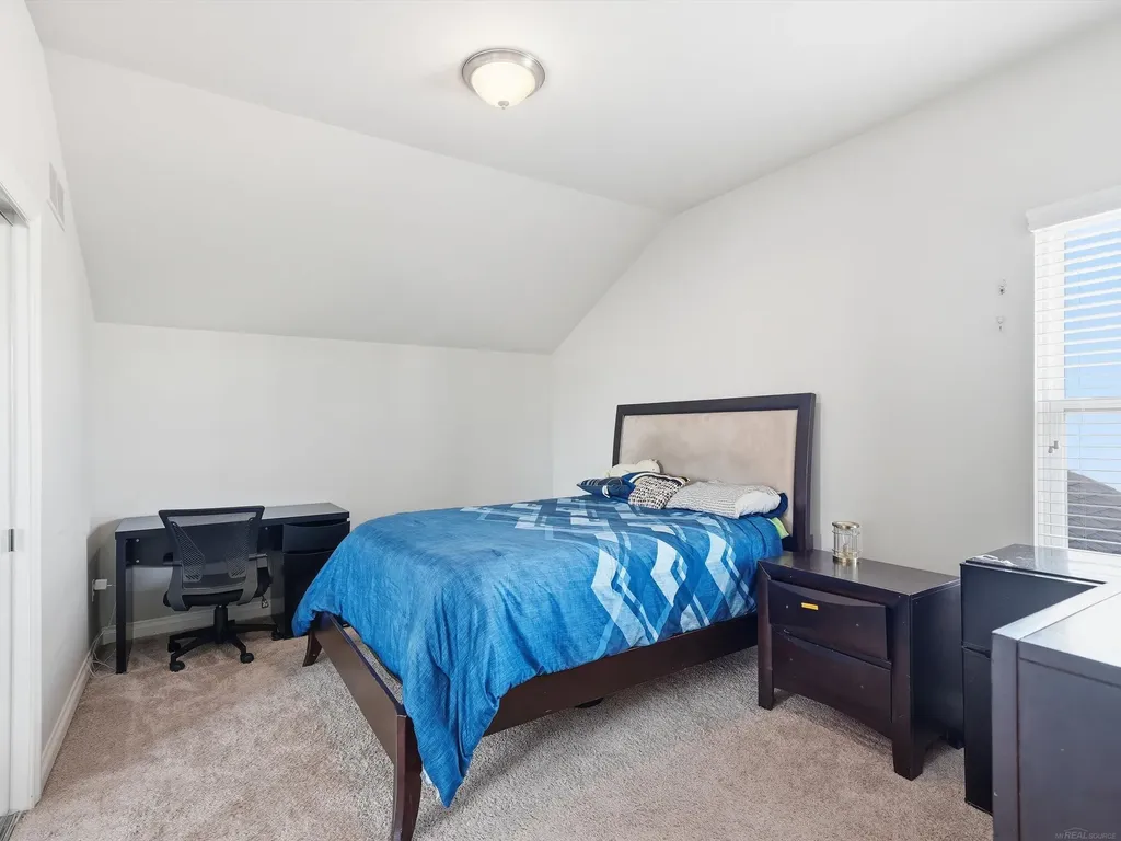 21917 Bellewood Drive Macomb Township MI 48044