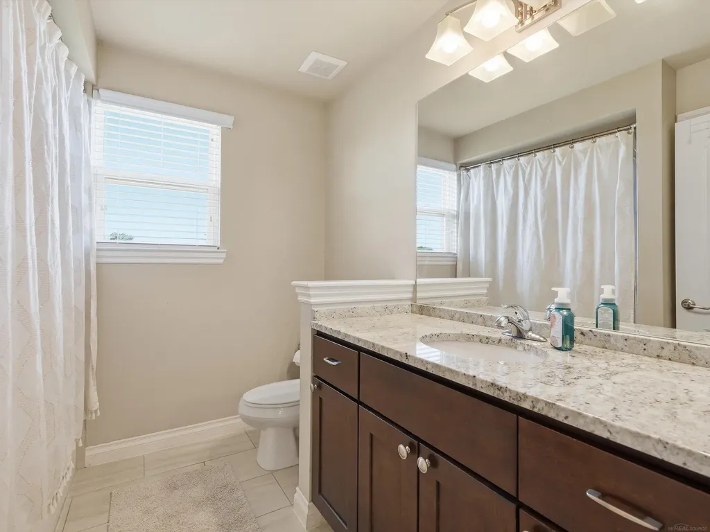 21917 Bellewood Drive Macomb Township MI 48044