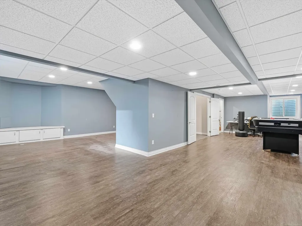 21917 Bellewood Drive Macomb Township MI 48044