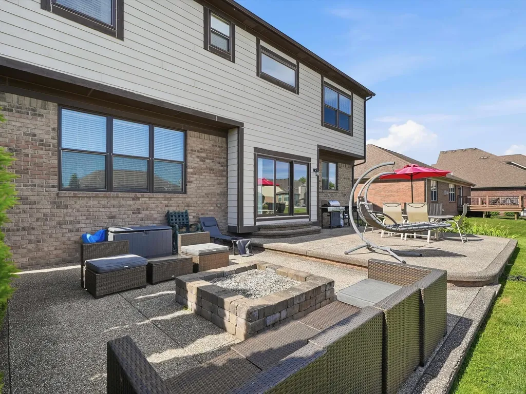21917 Bellewood Drive Macomb Township MI 48044