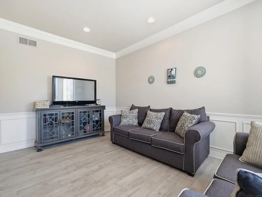 21917 Bellewood Drive Macomb Township MI 48044