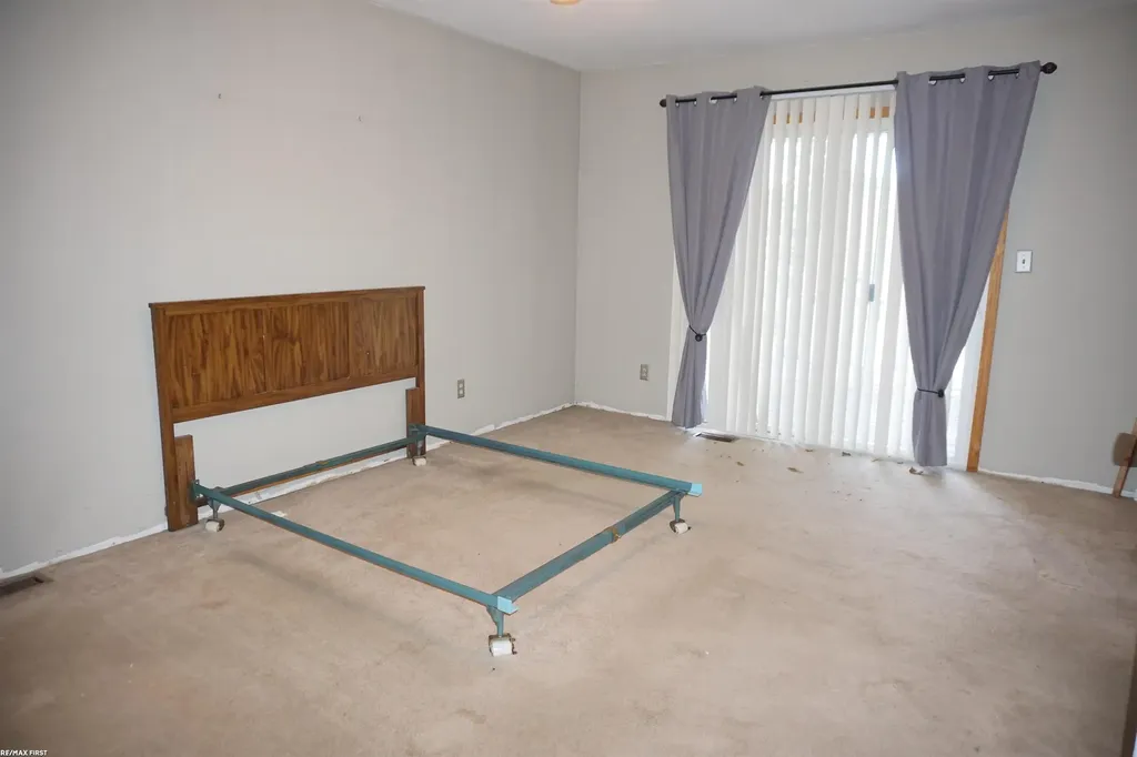 38402 Hazel Street Harrison Charter Township MI 48045
