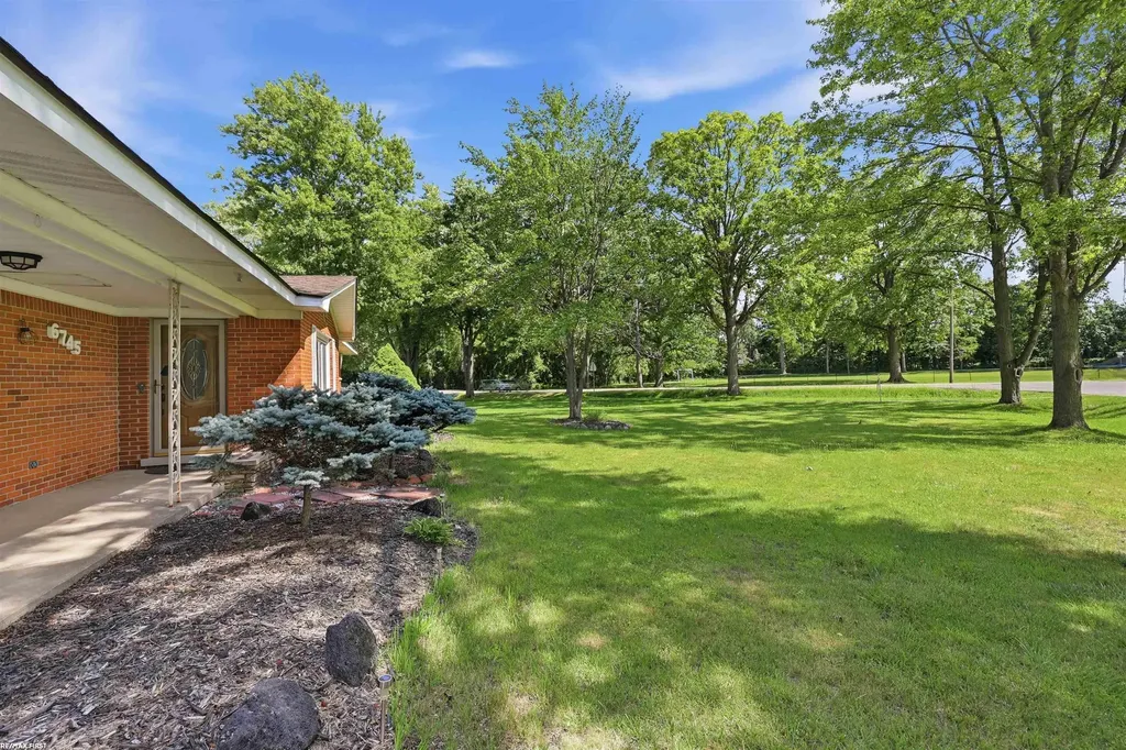 6745 24 Mile Road Shelby Charter Township MI 48316