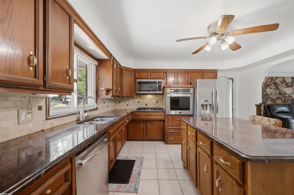 6745 24 Mile Road Shelby Charter Township MI 48316