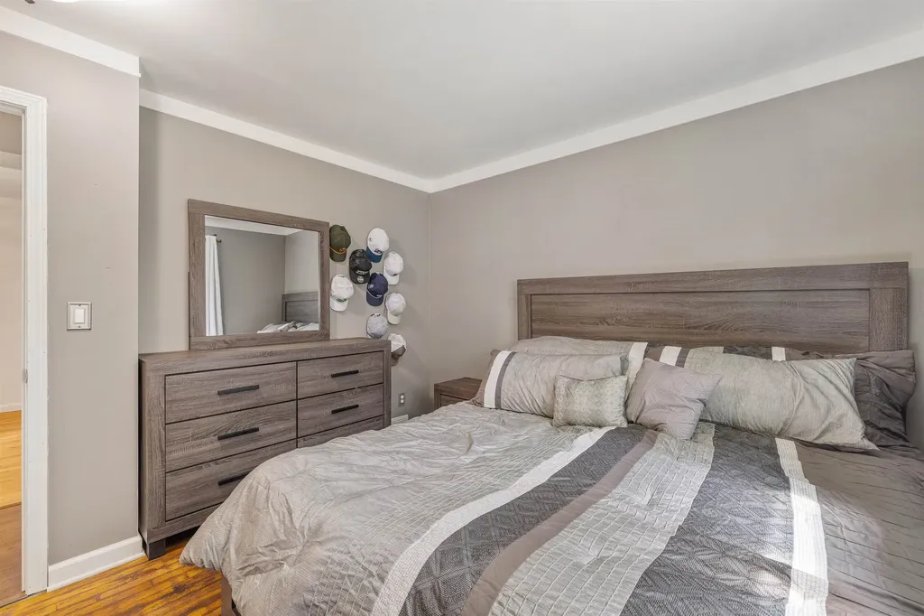 38350 Long Street Harrison Charter Township MI 48045
