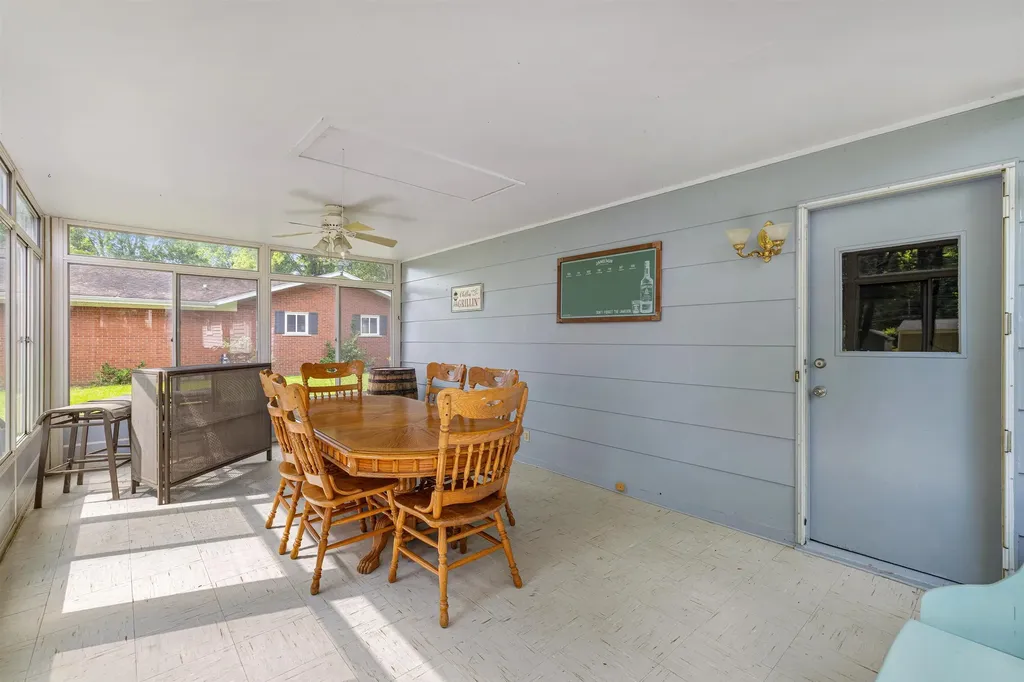 38350 Long Street Harrison Charter Township MI 48045