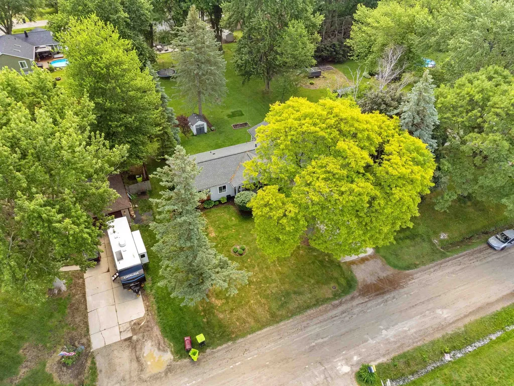 38350 Long Street Harrison Charter Township MI 48045