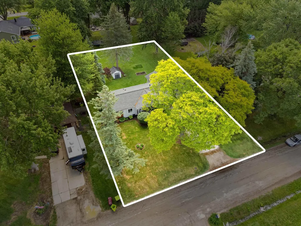 38350 Long Street Harrison Charter Township MI 48045